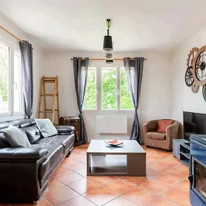 Jolie T4 La Zoune Avec Jardin 8 Personnes Chorges